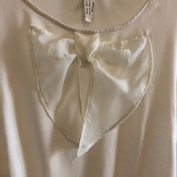 Zara Basic T-Shirt - Picture 2 of 5